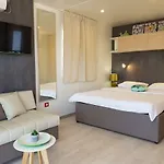 Camp Rehut Holiday park 3*