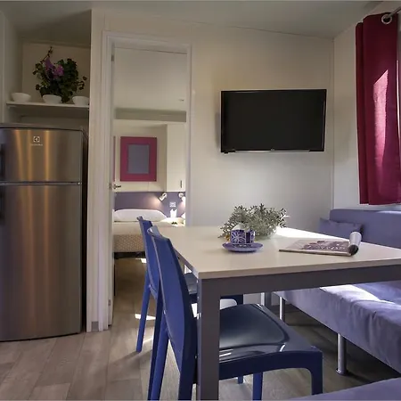 Kompleks wypoczynkowy Camp Rehut Murter