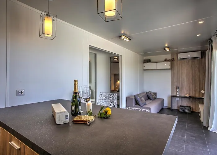 Camp Rehut Tatil parkı Murter