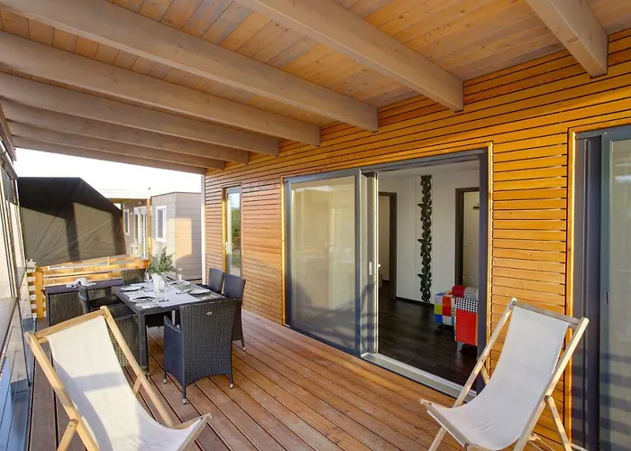 Tatil parkı Camp Rehut 3*